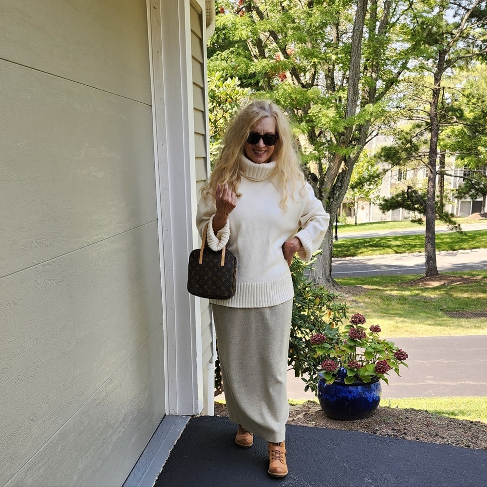 Louise Kennedy Column Skirt (Ireland) & H&M Chucky Sweater, 8/M, $140
